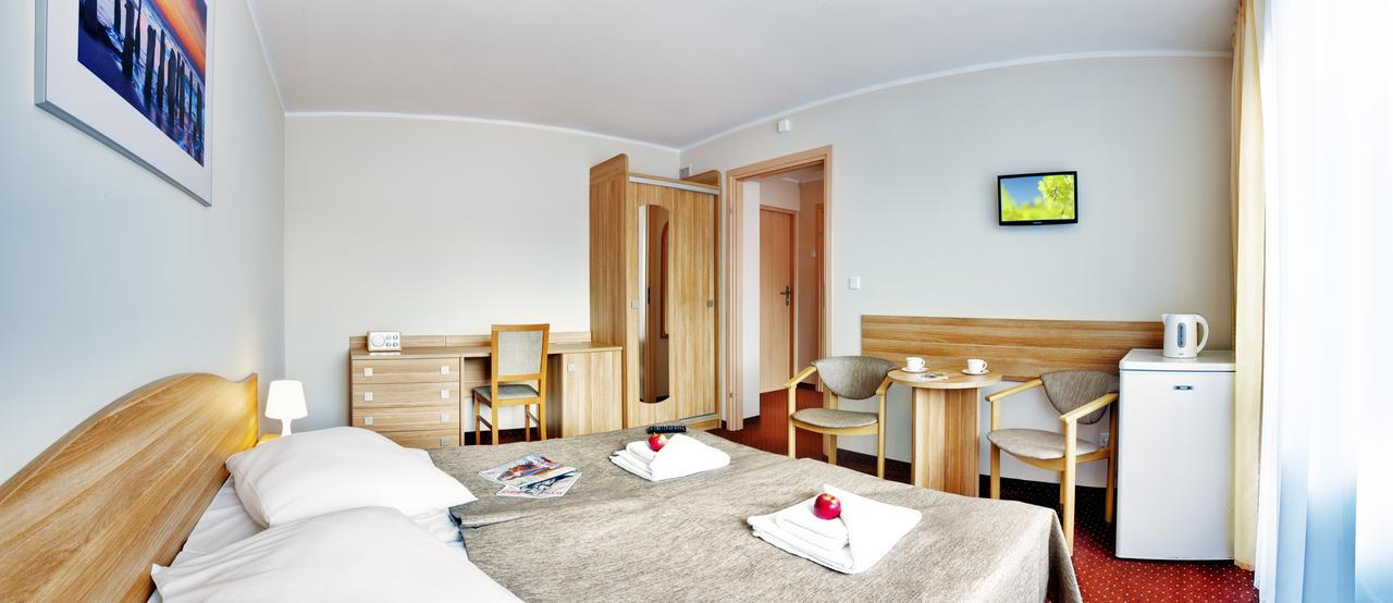 Osrodek Wypoczynkowy Varsowia Hotel Międzywodzie Eksteriør billede